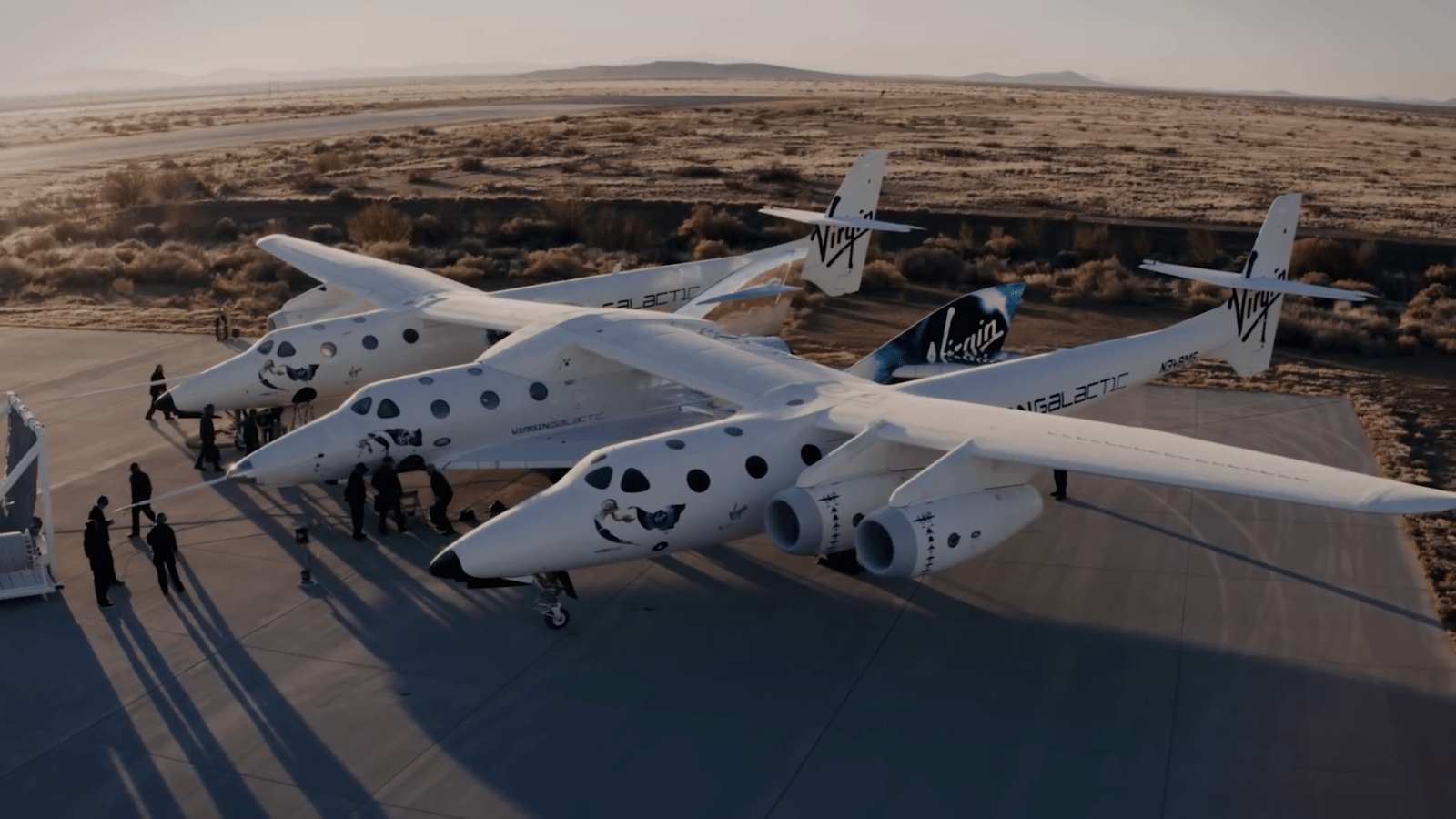 Virgin Galactic 太空飞船整机待发