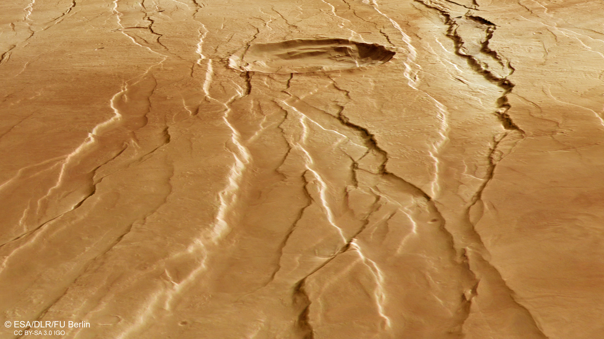 Tantalus Fossae 的第二视角