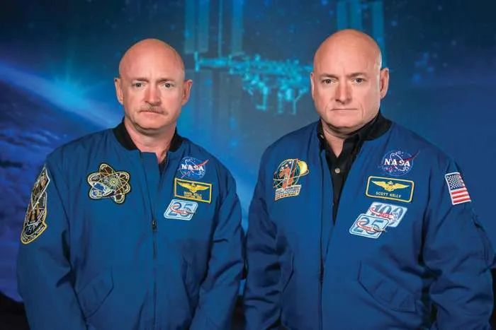 斯科特 · 凯利( Scott Kelly )和马克 · 凯利( Mark Kelly )